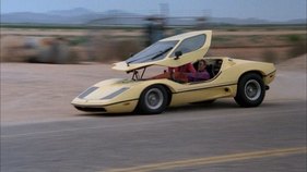 Ein Sterling GT im Film "Cannonball Run II"
