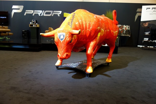 Ein Stier und vier Räder. Sieht so die Zukunft von Lamborghini aus?