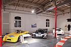 Ein Teil der Sportwagen-Geschichte von Sauber, links der C1 von 1970, rechts der C9 - Erlebniswelt Autobau Romanshorn