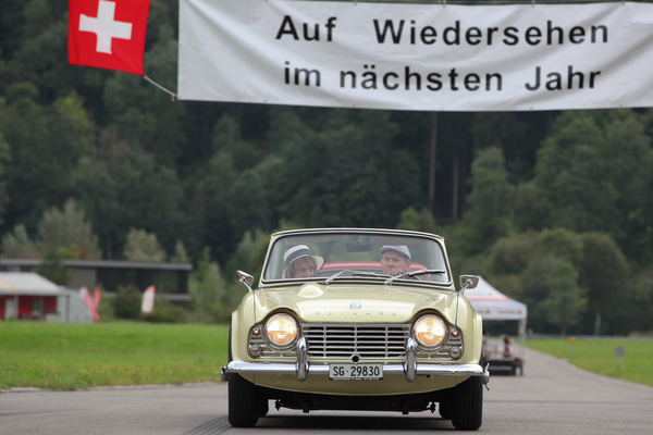 Ein Triumph TR4 bei der Anreise - British Car Meeting Mollis 2017