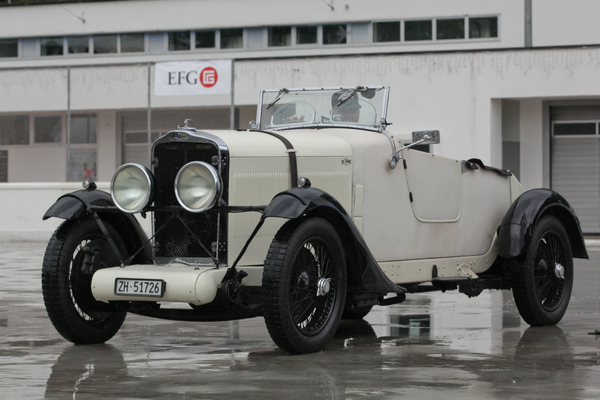 Ein britischer Talbot aus der Vorkriegszeit, natürlich offen gefahren, auch bei Regen - Dolder Classics September 2015