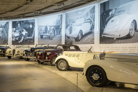 Ein bunter Reigen von Graber Fahrzeugen - Sonderschau "Meisterwerke des Hermann Graber" im Pantheon Basel Ein bunter Reigen von Graber Fahrzeugen - Sonderschau "Meisterwerke des Hermann Graber" im Pantheon Basel