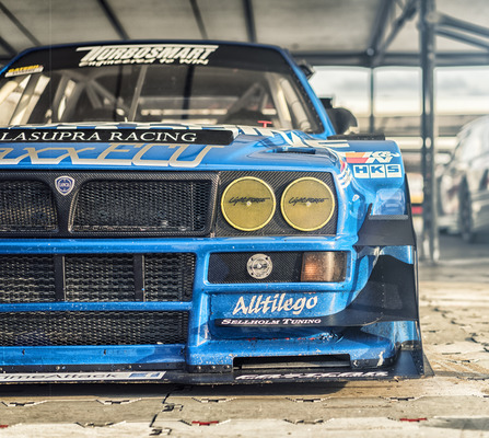 Ein ganz besondere Lancia wartet an den Boxen - Goodwood Festival of Speed 2016