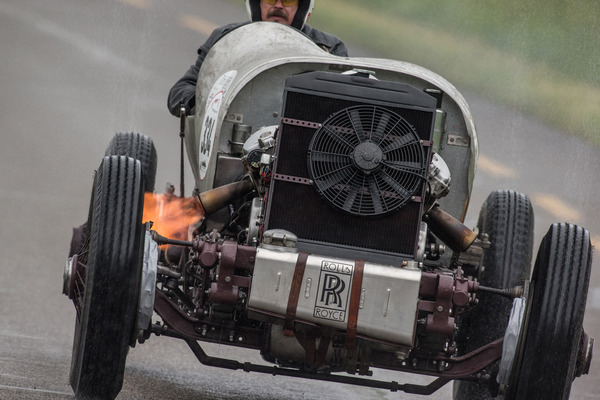 Bild Ein heisser Motor braucht viel Kühlung