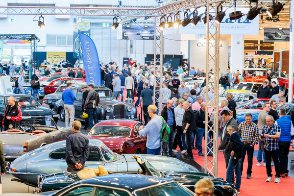 Bild Ein lebendiger Markt der Klassiker - Techno Classica Salon 2026