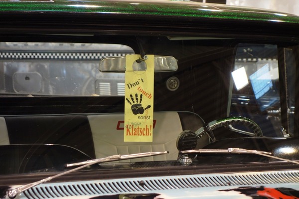 Ein zweisprachiger Witzbold – Essen Motor Show 2023