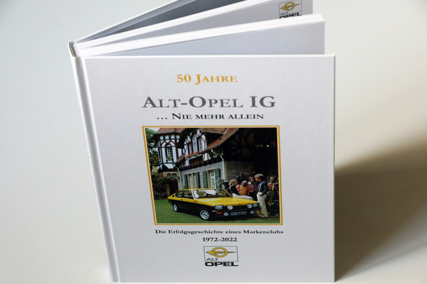 Einband - Buch "50 Jahre Alt-Opel-IG"