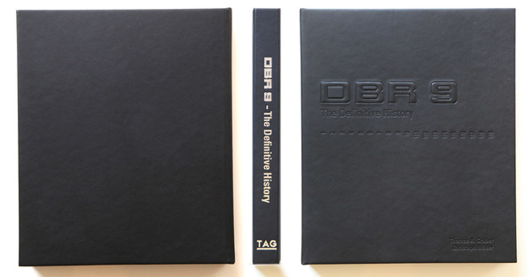 Einband - Buch "DBR9 - The Definite History"