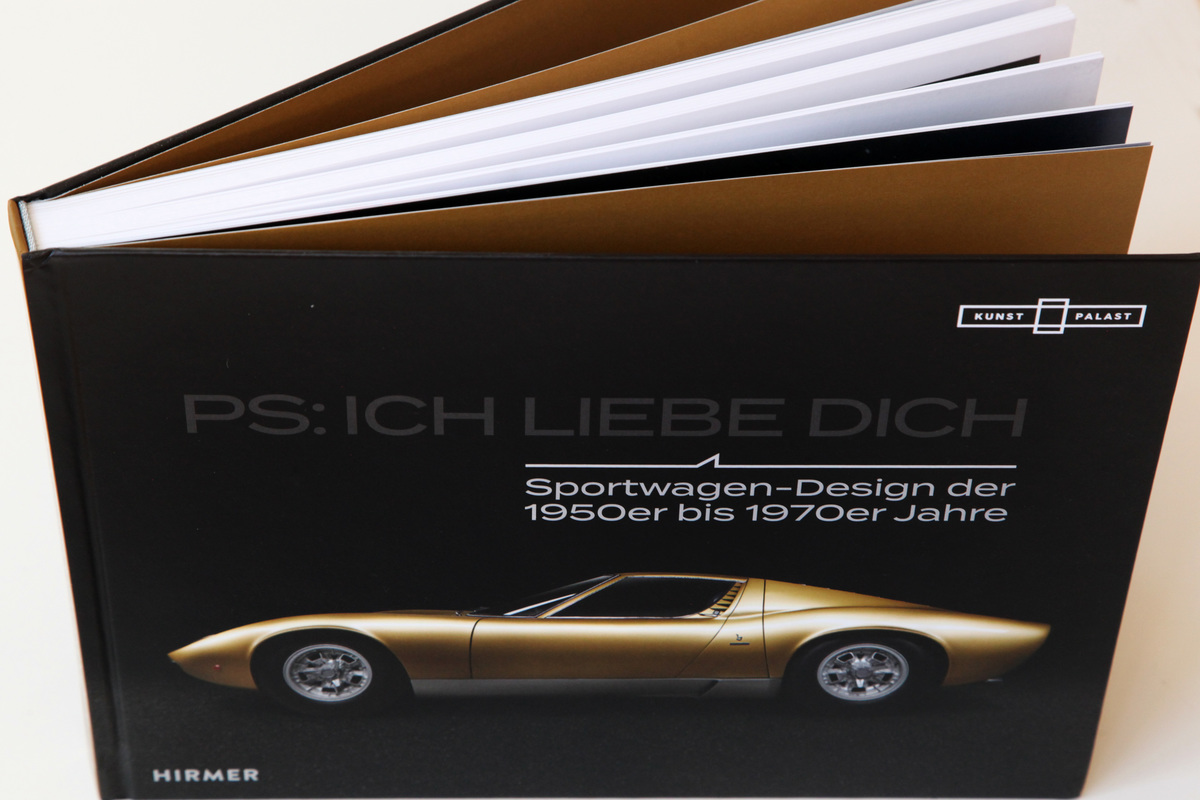 Einband - Buch "PS: Ich liebe Dich - Sportwagen-Design der 1950er bis 1970er Jahre"