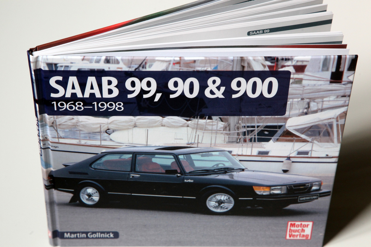 Einband - Buch "Saab 99, 90 & 900 - 1968 - 1998"