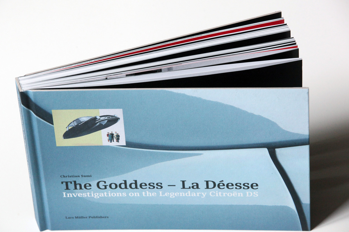 Einband - Buch "The Goddess - La Déesse - Investigations on the Legendary Citroën DS"