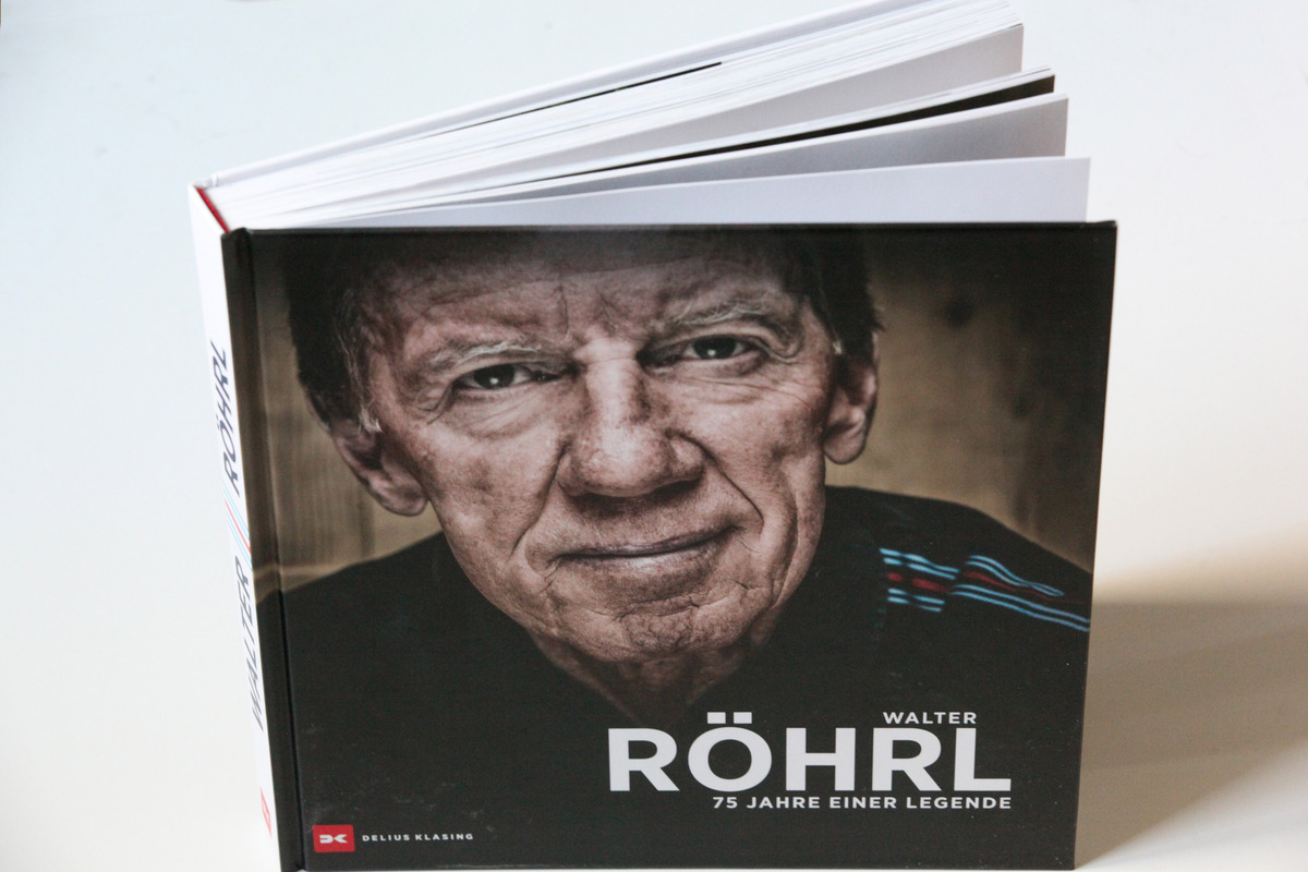 Einband - Buch "Walter Röhrl – 75 Jahre einer Legende"