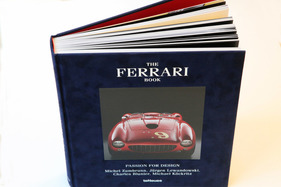 Ferrari Testarossa (1988) – Zum 70. Geburtstag von Ferrari ein Schwergewicht (Buchbesprechung)
