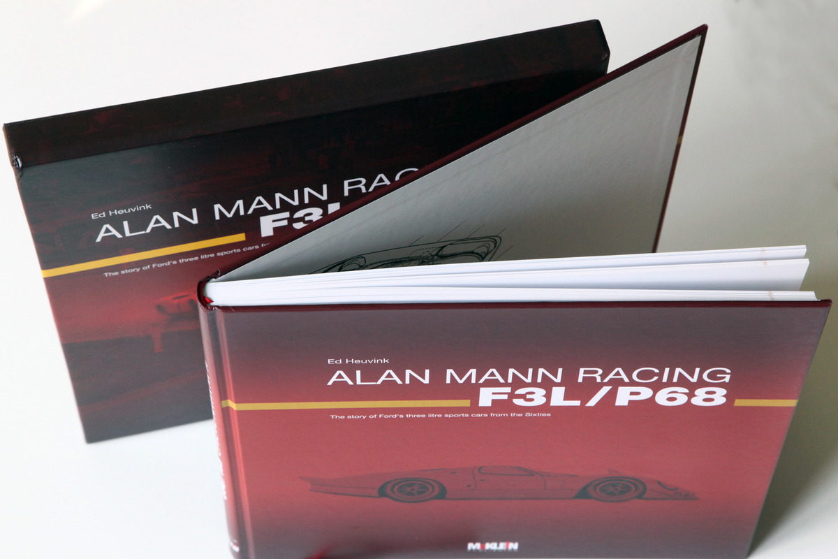 Einband und Schuber - Buch "Alan Man Racing F3L / P68 - The story of Ford’s three litre sports cars from the Sixties"