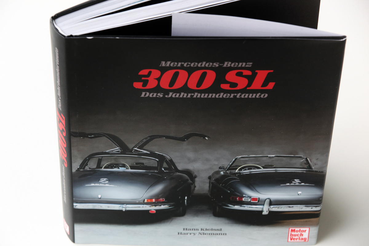 Front cover - Book "Mercedes-Benz 300 SL - The car of the century"