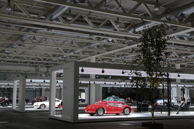 Einblick in die harmonisch gestaltete Ausstellung - Grand Basel 2018 Einblick in die harmonisch gestaltete Ausstellung - Grand Basel 2018