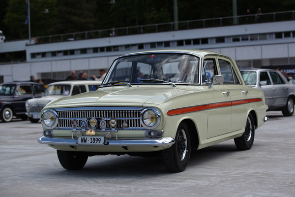 Eindrücke Dolder Classics Mai 2014 - Vauxhall Victor