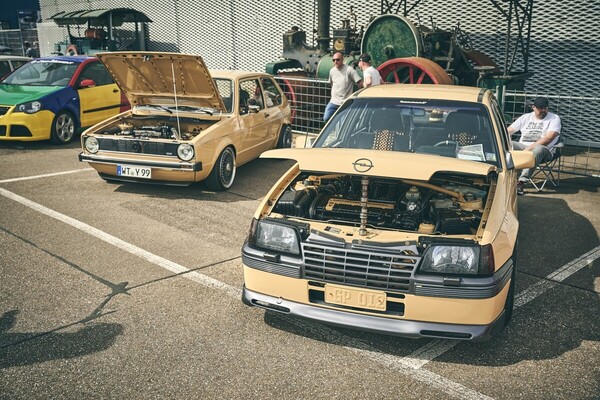 Eindrücke des CARstings zur Sonderausstellung "Faszination Tuning – VW vs. Opel" im Technik Museum Sinsheim