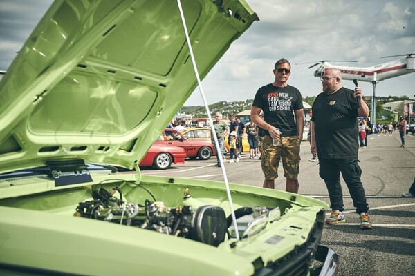 Bild Eindrücke des CARstings zur Sonderausstellung "Faszination Tuning – VW vs. Opel" im Technik Museum Sinsheim