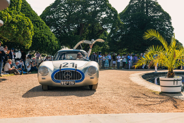 Impressions of the Hampton Court Palace Concours of Elegance 2023