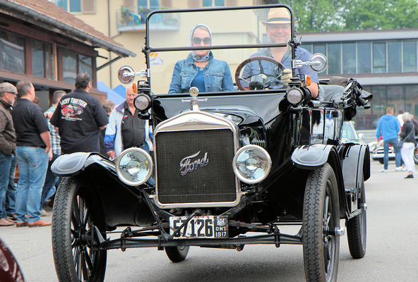 Image: Impressions of the Oldtimer Sunday Morning Meeting in Zug