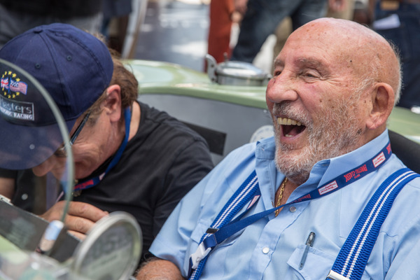 Eindrücke von der 24. Ennstal-Classic 2016 - Sir Stirling Moss hat offenbar Spass