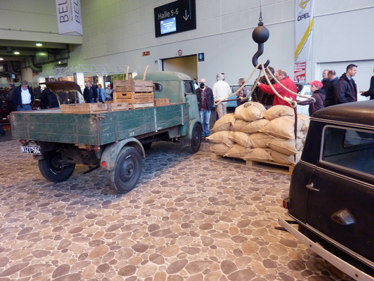 Eindrücke von der Bremen Classic Motorshow 2014 - Nutzfahrzeuge der Wirtschaftswunderjahre