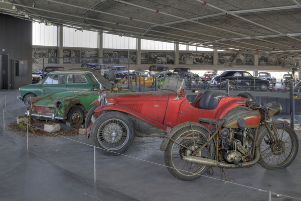 Bild: Eindrücke von der Sonderausstellung Scheunenfunde im Pantheon Basel 2015