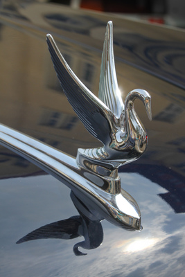 Eindrückliche Kühlerfigur auf dem Packard - Oldtimer in Obwalden (O-iO) 2018