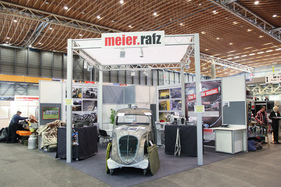 Eindrücklicher Stand von Maier Rafz - Oldtimer- und Teilemarkt Fribourg 2019