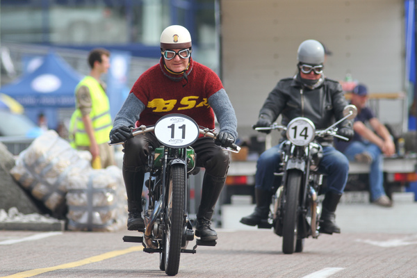 Eine BSA L 28 Sports OHV von 1928 - 25. Oldtimer Grandprix Safenwil am 3. September 2016