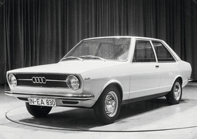 Eine Designstudie des Audi 80 gleicht der Serienversion schon ziemlich stark.
