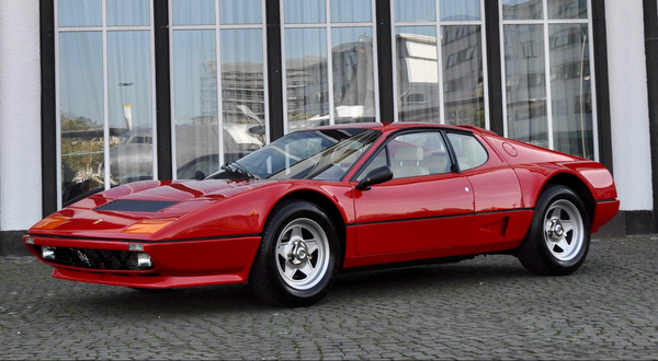 Bild: Einen Ferrari 512 BBi von 1982 in außergewöhnlichem Originalzustand bringt TROY Automotive mit auf den Classic & Prestige Salon anlässlich der Essen Motor Show 2024
