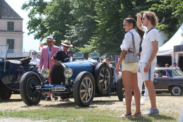 Einige Leute scheinen den Bugatti 35 fast bewusst zu ignorieren - Concours d'Elégance Suisse Coppet 2022