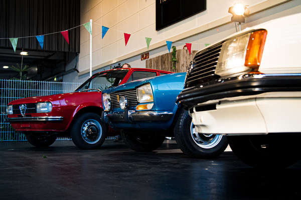 Einstige Alltagsautos von Alfa Romeo, Peugeot und Opel (Vorschau Bremen Classic Motorshow Online 2022)