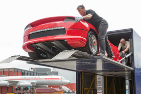 Einzug der Monterverdi-Sammlung im Verkehrshaus Luzern - der Hai 650 F1 basierte auf Formel-1-Technik