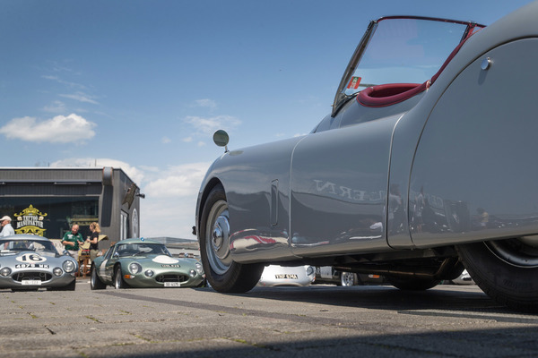 Elegante Karosserien - Jaguar Meet Ace Cafe Juni 2020
