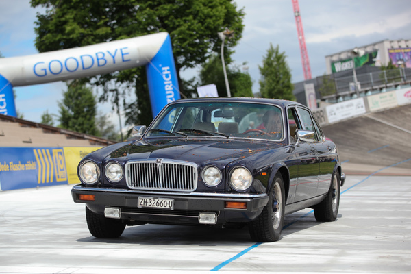 Elegante Katze im Anflug - Dolder Classics Mai 2017