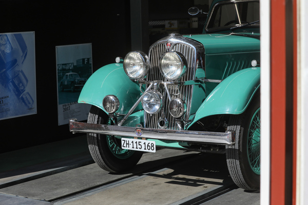 Eleganter Rover bei MadMotors - Older Classics am 11. Mai 2025