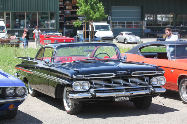 Elegantes Chevrolet Coupé - Autohalle Sunday Classics Juni 2022