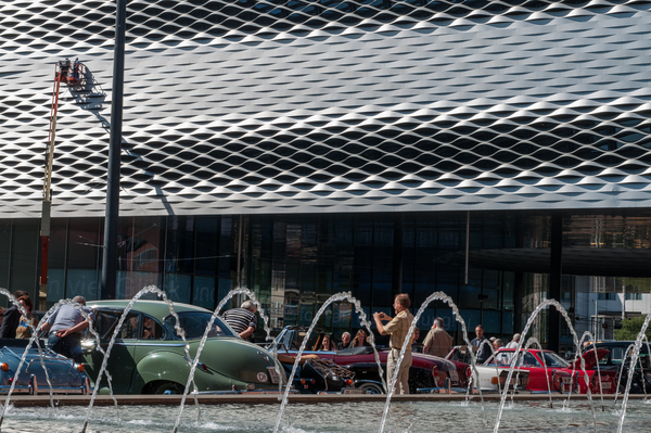 Eleganz, Historie und Moderne vereint - RAID Suisse-Paris 2015