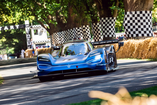 Elektroauto Volkswagen ID.R (2019) ist schneller als Formel1 und bricht Rekord am Goodwood Festival of Speed 2019