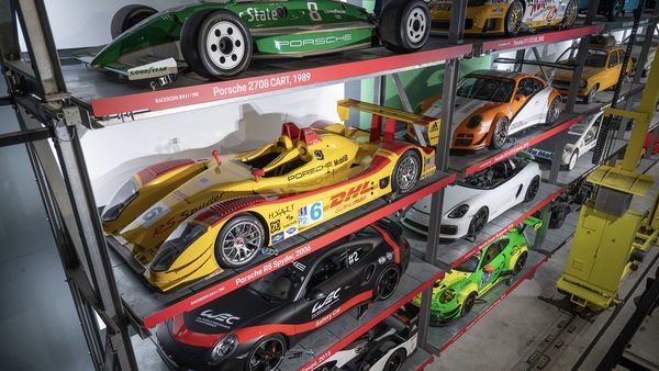 Image: Eleven exhibits spanning six decades are on display on the vehicle shelves in the Road Traffic Hall—the green 2708 CART hails from Porsche’s American racing history—