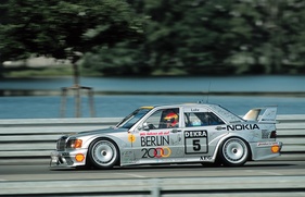Ellen Lohr im AMG Mercedes 190 E 2.5-16 Evo II - GP der Tourenwagen auf dem Norisring 1993