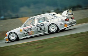 Ellen Lohr im AMG Mercedes-Benz 190 E 2.5-16 Evolution II - Eifelrennen 1992