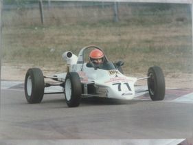 Ellen Lohr in der Formel-Ford Ellen Lohr in der Formel-Ford