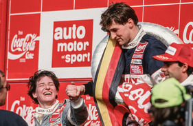 Ellen Lohr und Bernd Schneider auf der Avus