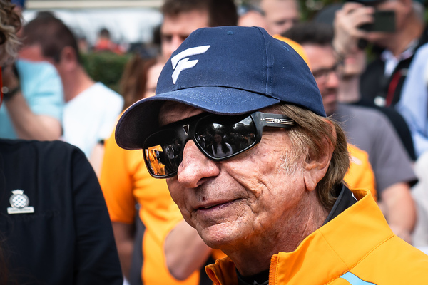 Emerson Fittipaldi ohne Helm - 31. Goodwood Festival of Speed 2024