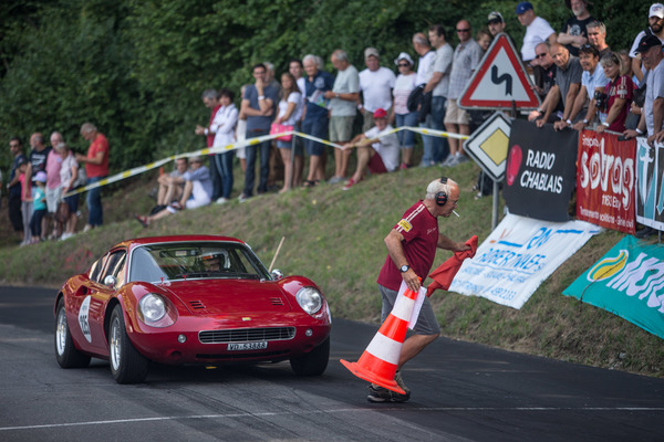 Endlich war es soweit. Der Starter räumte die Pilone aus dem Weg und los ging’s.