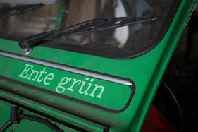 Enten im Winter- oder gar Dornröschenschlag - Citroën 2CV